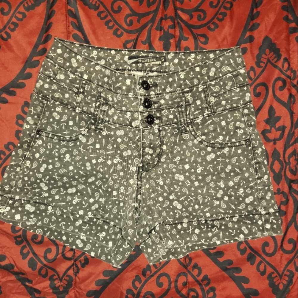 Lovesick high waisted rockabilly shorts